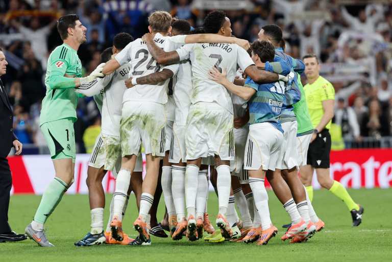 El Real Madrid golea al Valencia 4-