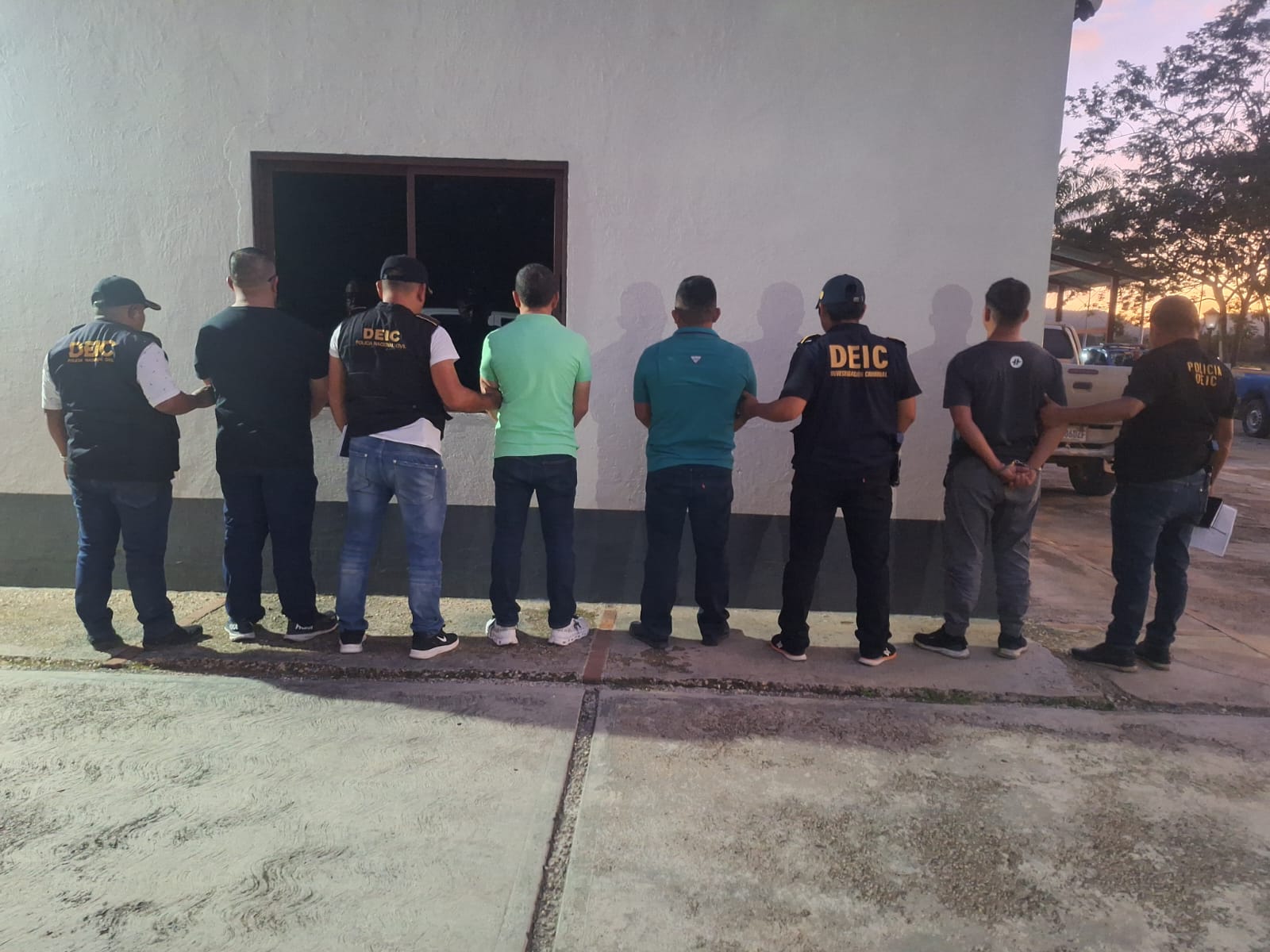 Quién es el coronel de aviación, el teniente coronel y los otros dos militares capturados por el robo de armas en el Comando Aéreo del Norte