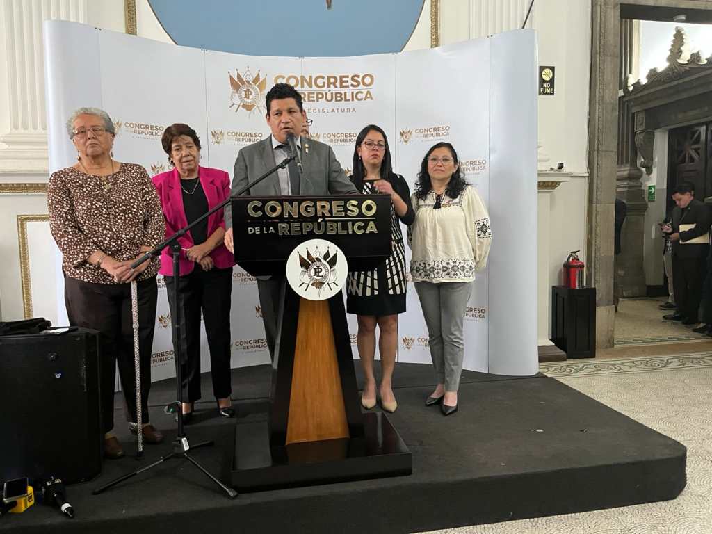 Diputados Semilla denuncia Fredy Orellana