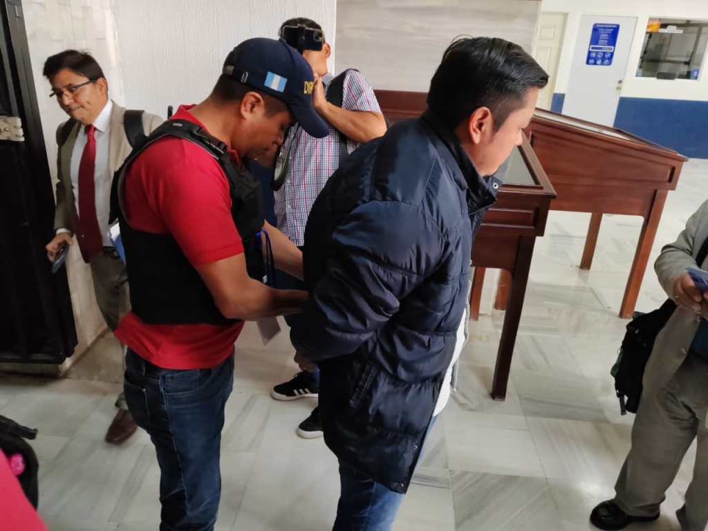 Estudiantes se entregan caso Usac Botin Político