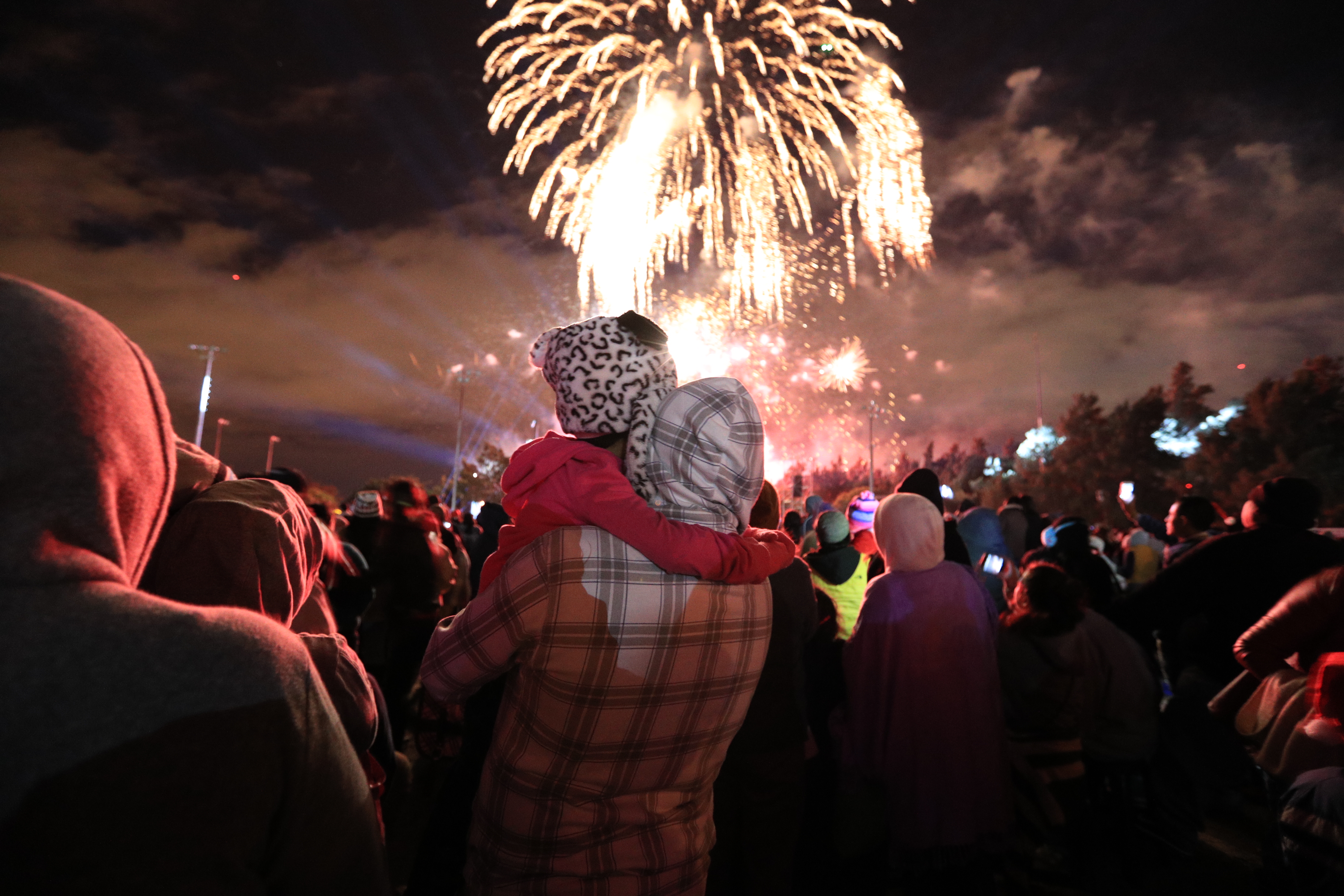 El resplandor de las Luces Campero en el Campo Marte volverá a iluminar la ciudad próximamente. 
(Foto Prensa Libre: Hemeroteca PL)
