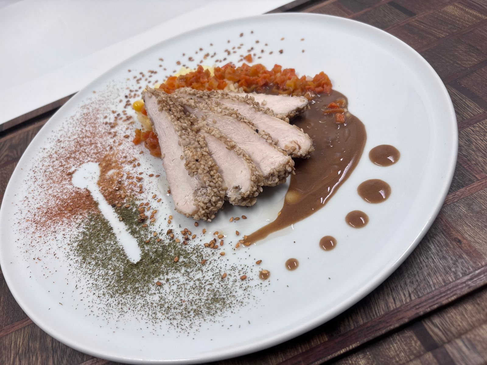 Ingrediente estrella: pollo con encostrado de ajonjolí