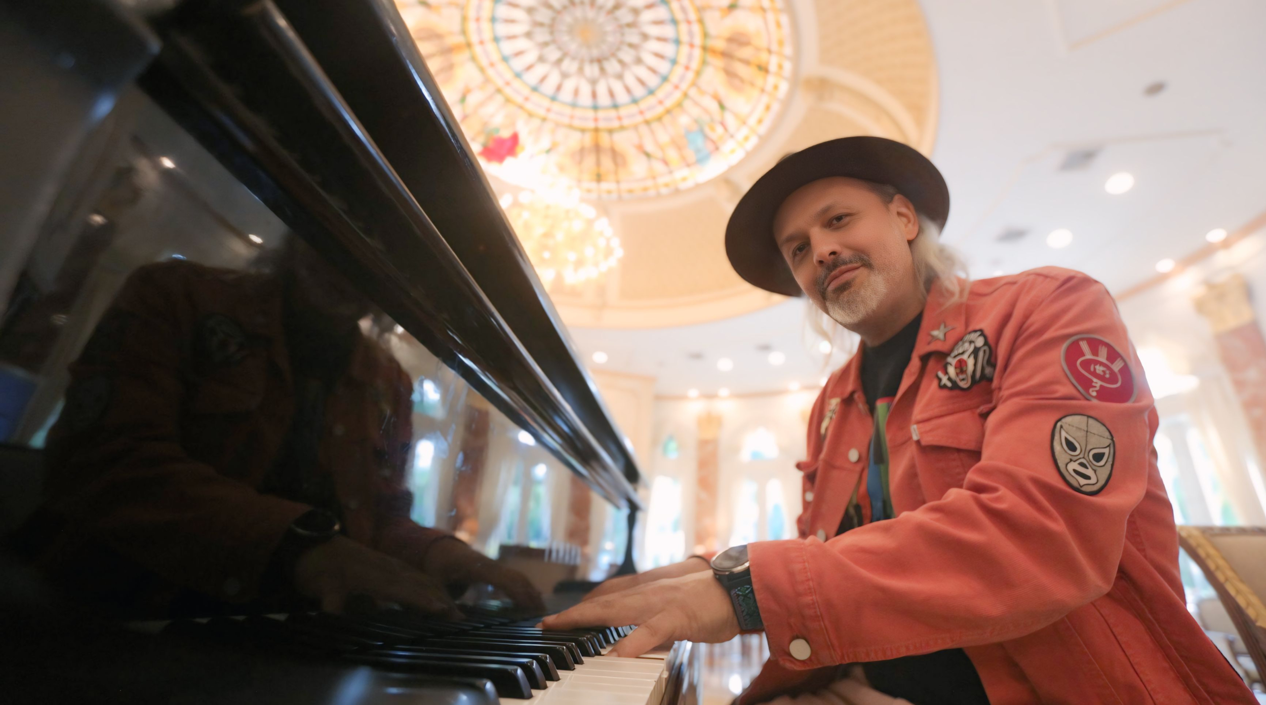 “Esta residencia es un renacer para Arjona”: El ingeniero de audio y productor “el Loco” Bedoya brinda detalles de “Lo que el Seco no dijo”