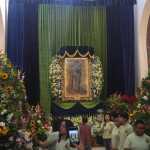 Cada 28 de octubre, los fieles de San Judas Tadeo visitan el templo de la Merced donde se le venera con flores, misas y oraciones. Diferentes iglesias en Guatemala también hacen actividades en honor al santo. (Foto Prensa Libre: Keneth Cruz)