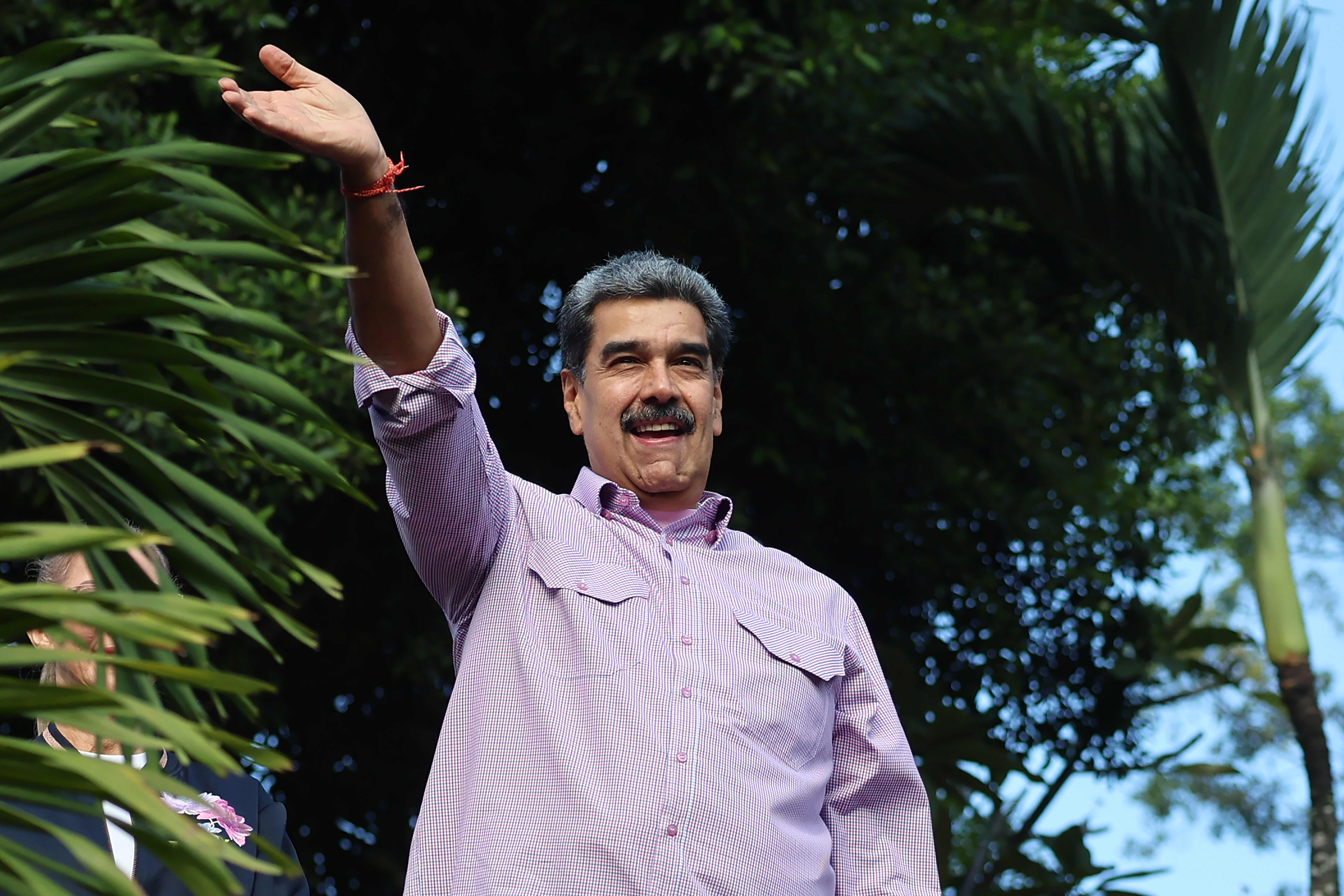 Video muestra cómo Nicolás Maduro declara a Jesucristo como “señor y dueño” de Venezuela