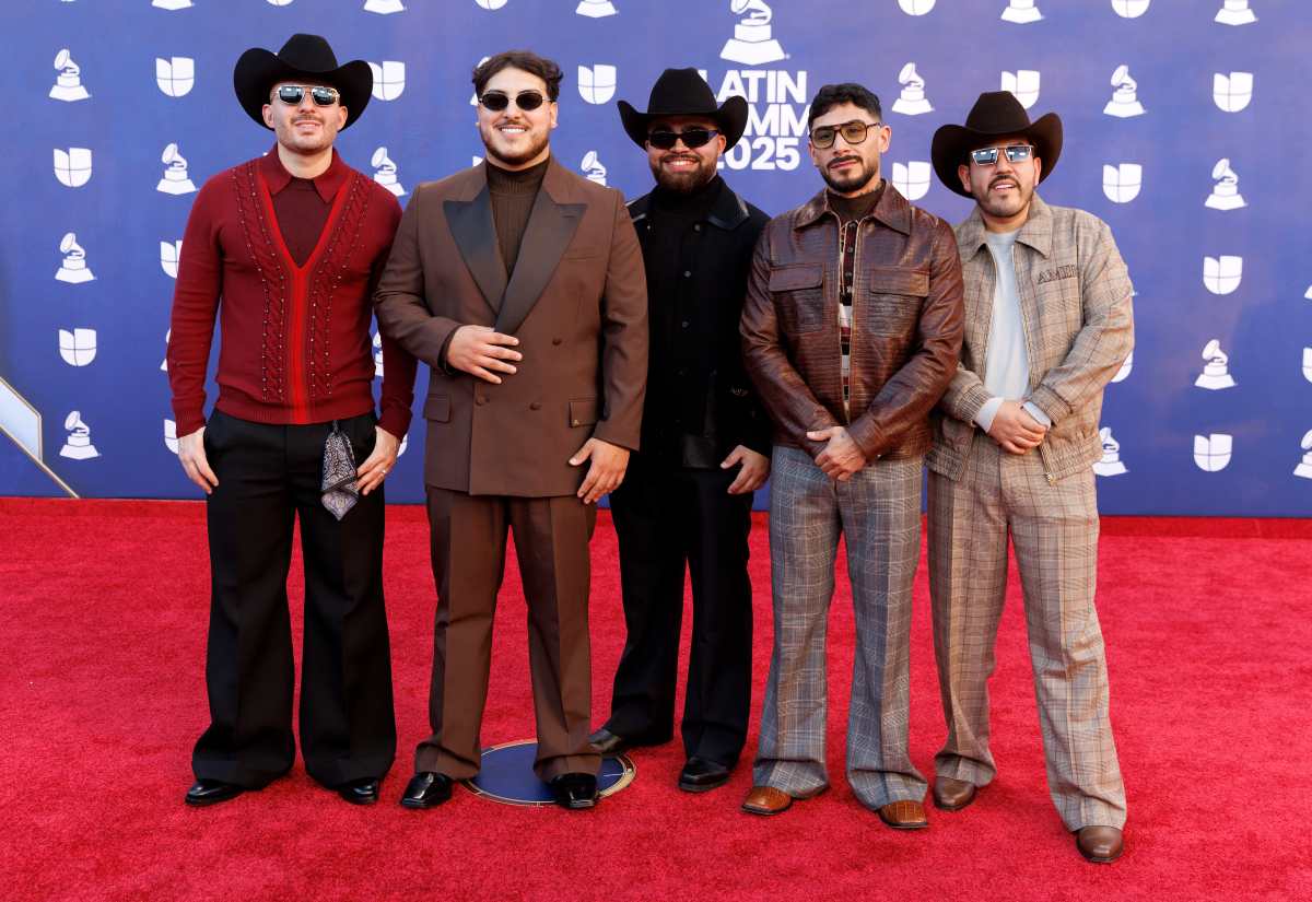 Las Vegas (United States), 14/11/2025.- Grupo Frontera attends the red carpet event for the 26th Annual Latin Grammy Awards ceremony at the MGM Grand Garden Arena in Las Vegas, Nevada, USA, 13 November 2025. The Latin Grammy Awards recognize artistic and/or technical achievement, not sales figures or chart positions, and the winners are determined by the votes of their peers-the qualified voting members of the academy. EFE/EPA/CRISTOBAL HERRERA-ULASHKEVICH