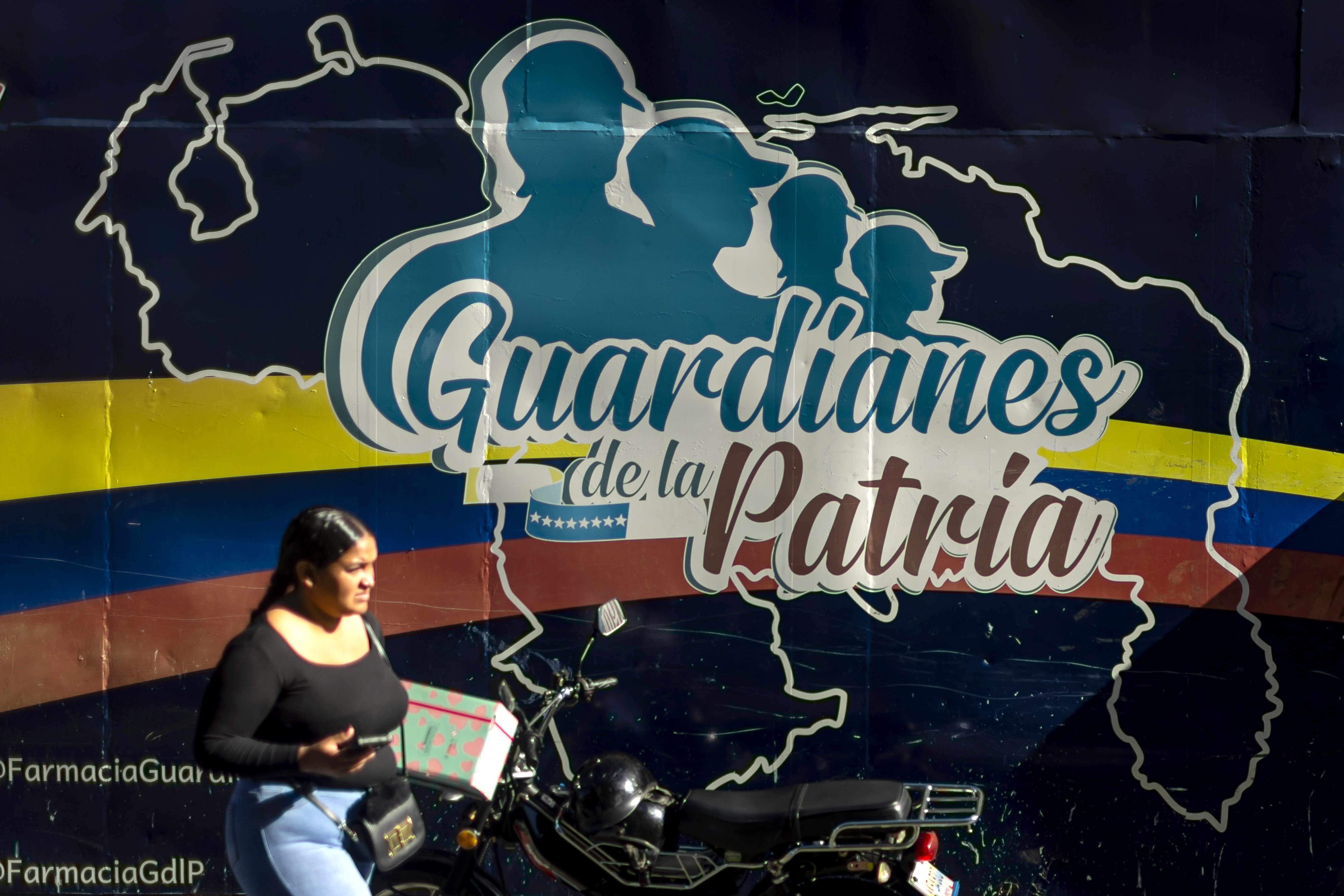 Trump ha autorizado planes de la CIA para una operación encubierta en Venezuela, según testimonios