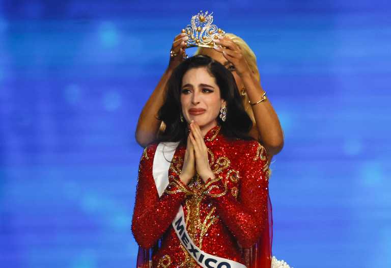 Video: Fátima Bosch abandona una entrevista en vivo y reaviva la polémica sobre Miss Universo 2