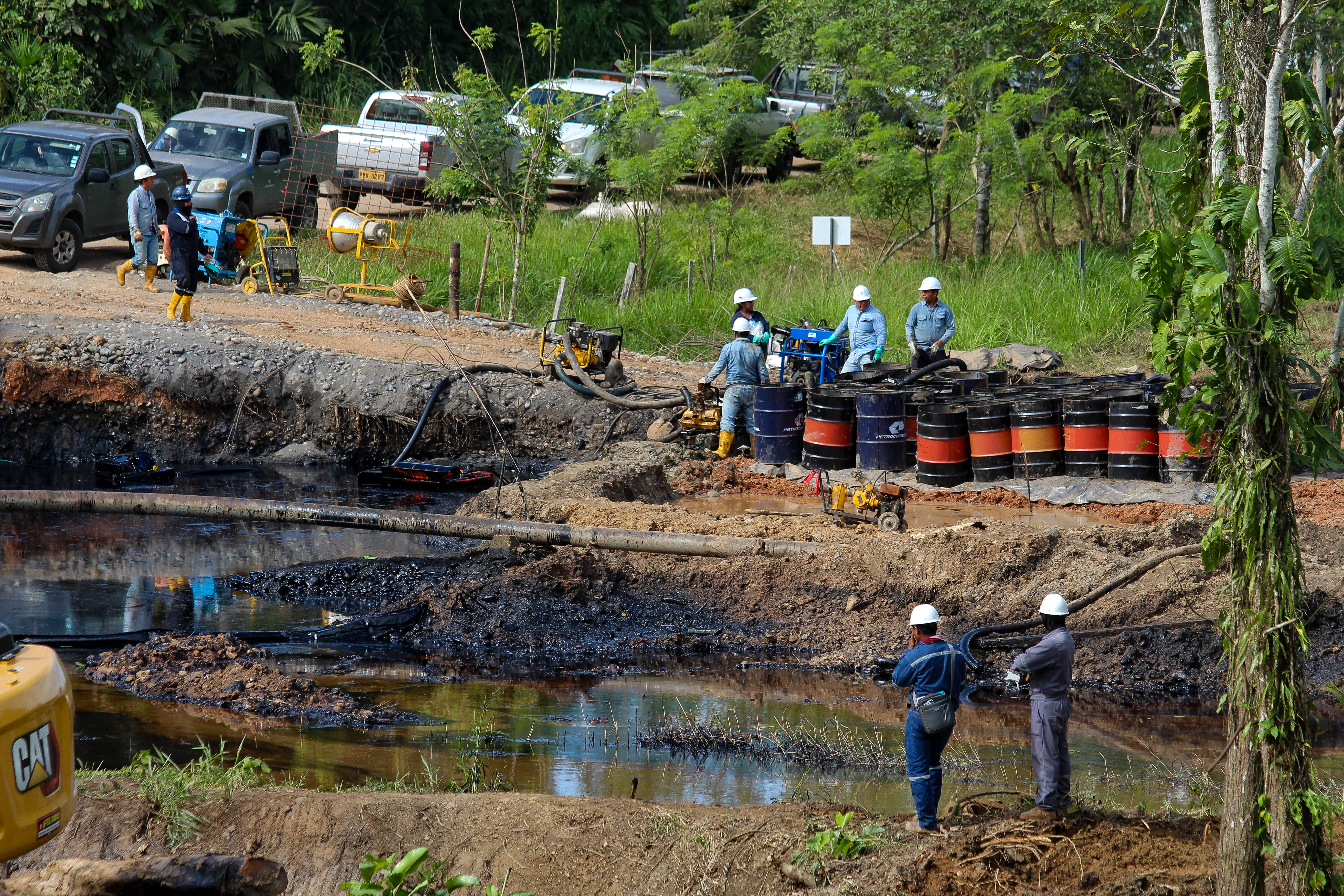 Así funciona el contrabando petrolero de la flota fantasma que transporta crudo hacia diversas regiones