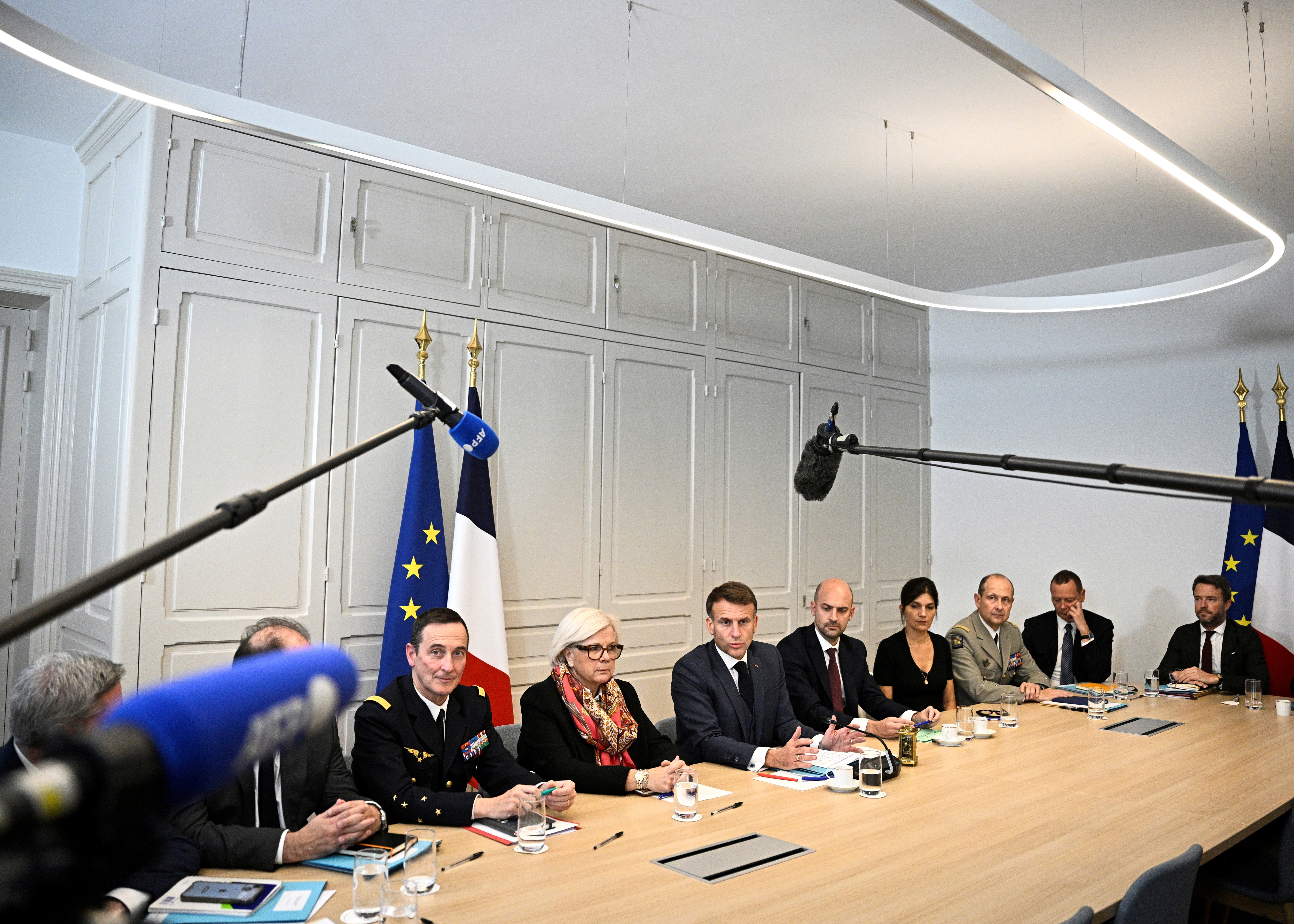 Donald Trump busca el fin de la guerra en Ucrania y Europa se esfuerza para hacerse escuchar