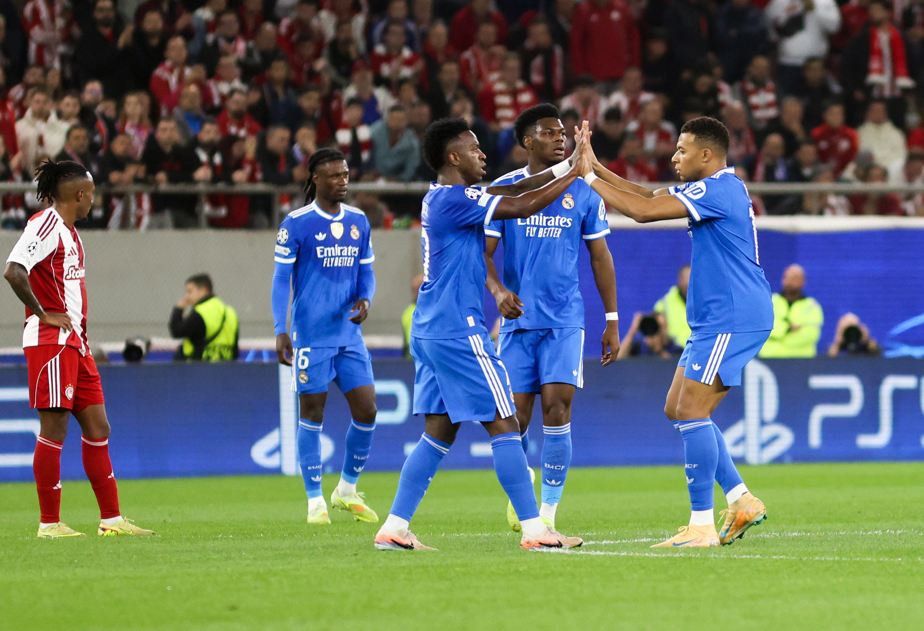 Tabla de posiciones de la Champions: Real Madrid sube, Barcelona se frena y Arsenal domina