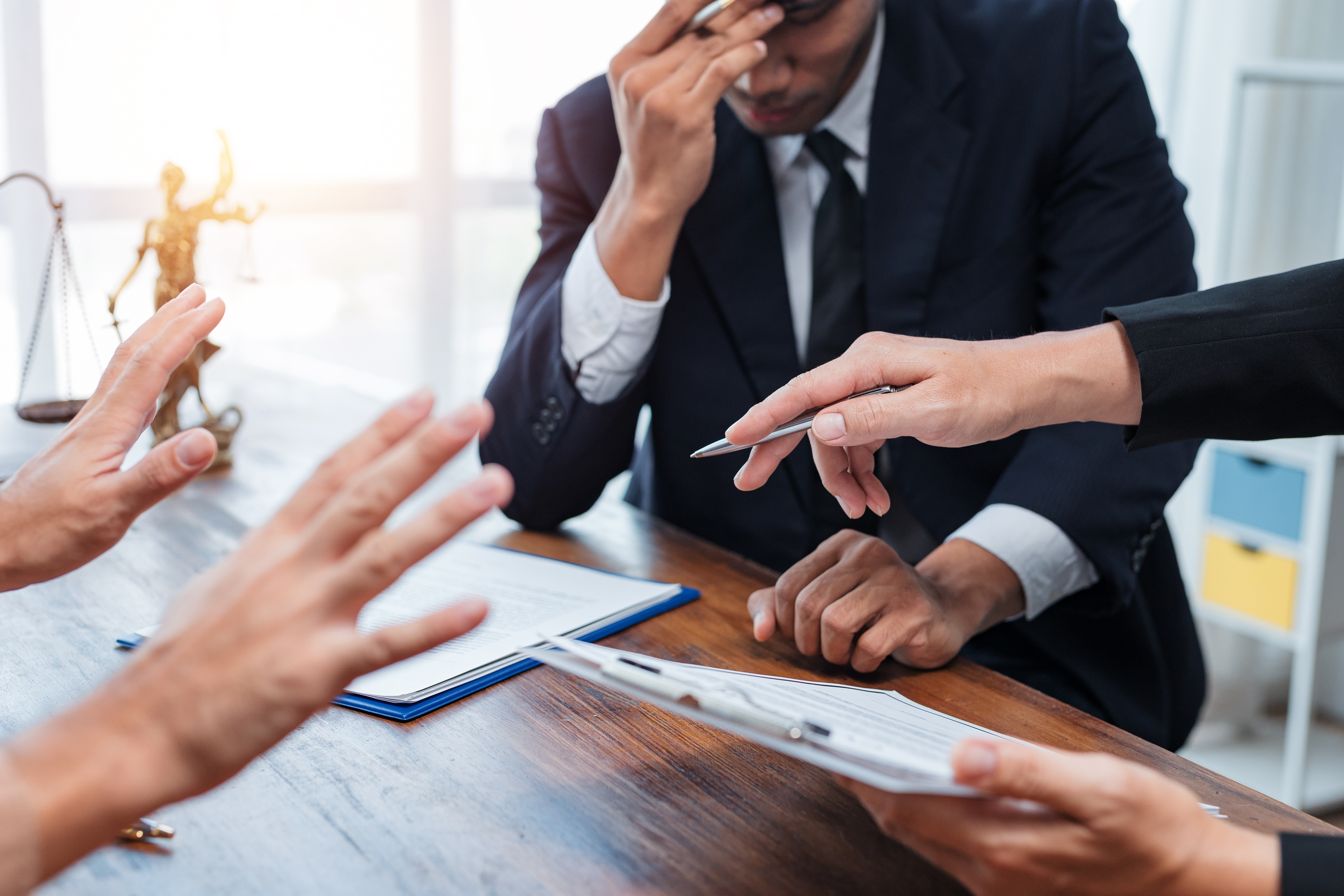 Cuando no hay testamento, los bienes quedan en un limbo legal que puede prolongarse durante años y enfrentar a las familias. (Foto Prensa Libre: Shutterstock)