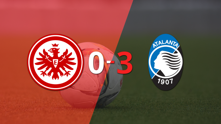 Eintracht Frankfurt sufre una aplastante derrota ante Atalanta con un 3 a 