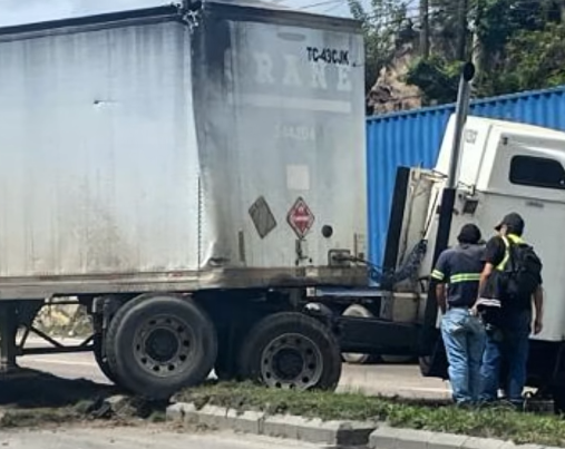 Múltiple colisión afecta el tránsito en el km 18 de la ruta al Atlántico