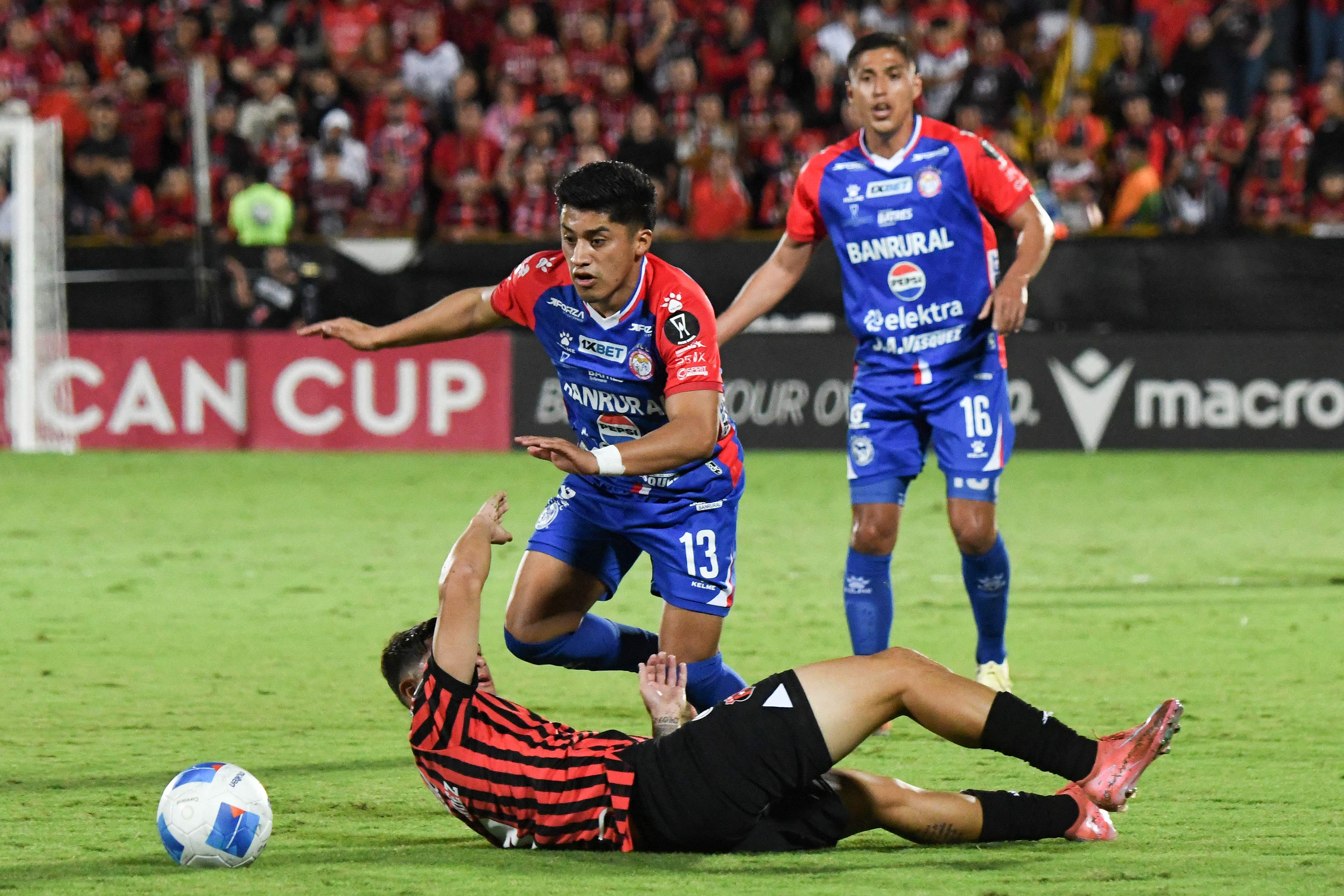 Liga Nacional evalúa ajustes al calendario de la fase final ante posible avance de Xelajú MC