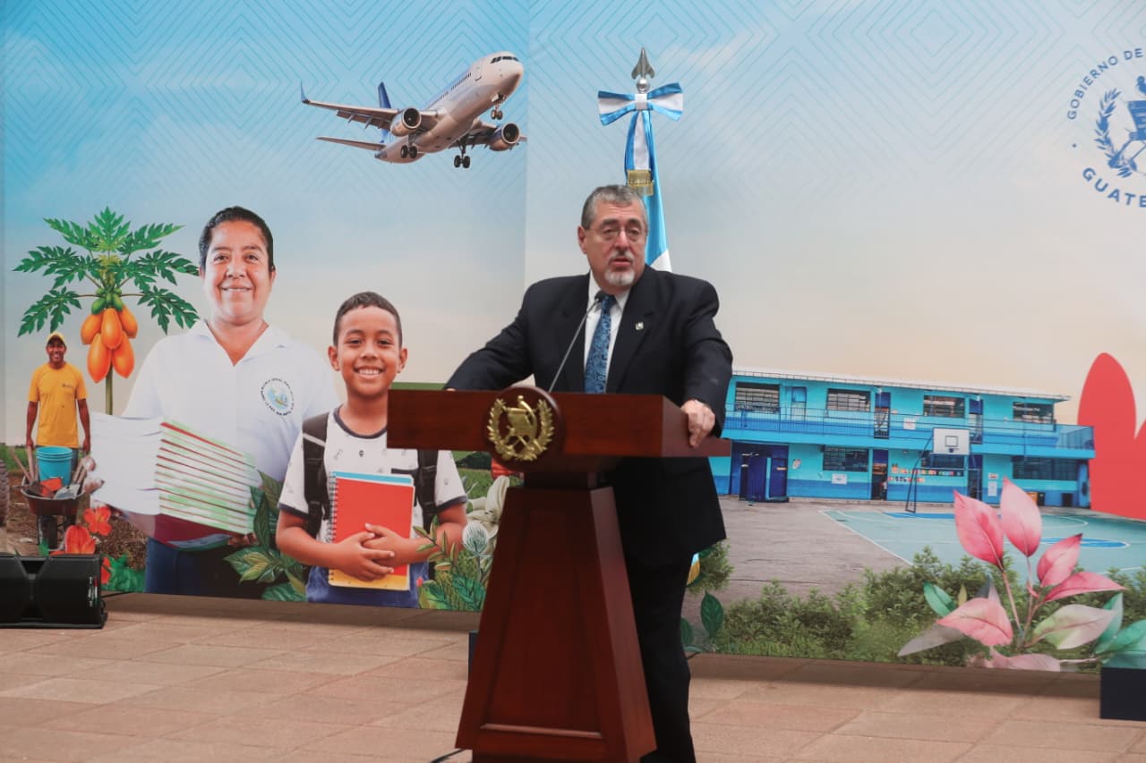 Arévalo habla del presupuesto 2026