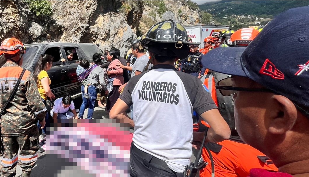 Testimonio estremecedor tras accidente de  microbús en Chiantla: “Cabal en La Cumbre estaban peleando”