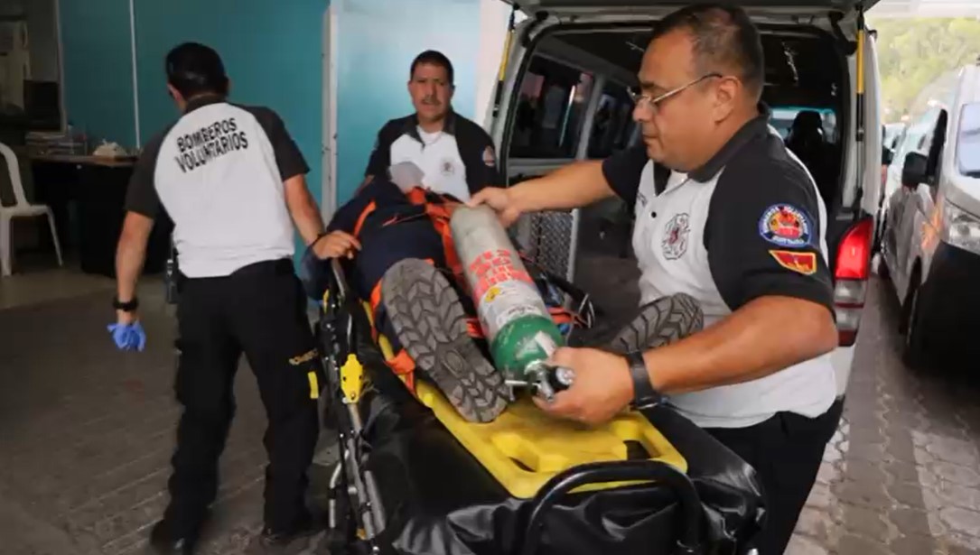 Cuatro agentes de la PNC heridos en hechos de tránsito distintos en Villa Canales