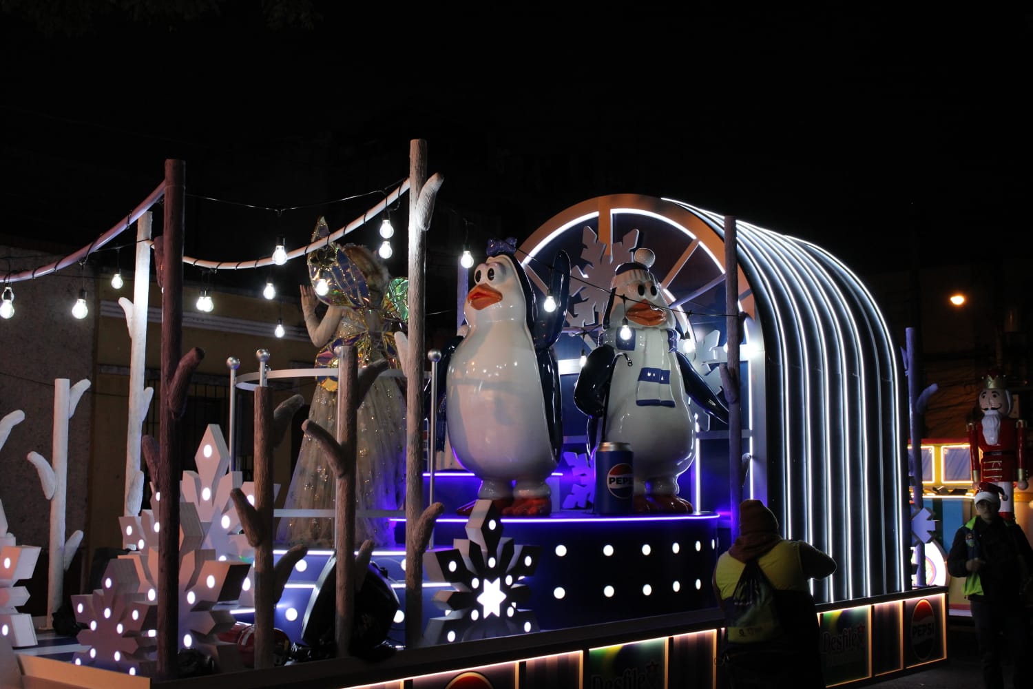 CARROZAS Y DESFILES NAVIDAD 2025'