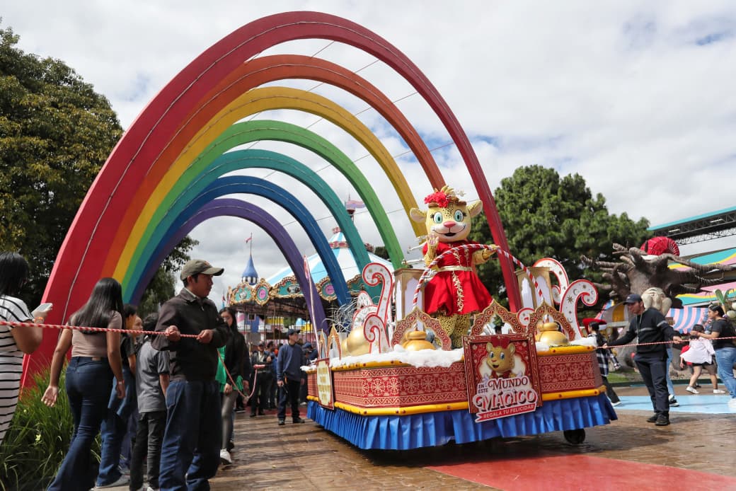 CARROZAS Y DESFILES NAVIDAD 2025'