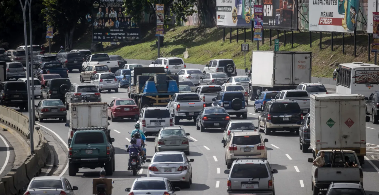 SAT publica la tabla de valores del Impuesto sobre Circulación de Vehículos para el 2026