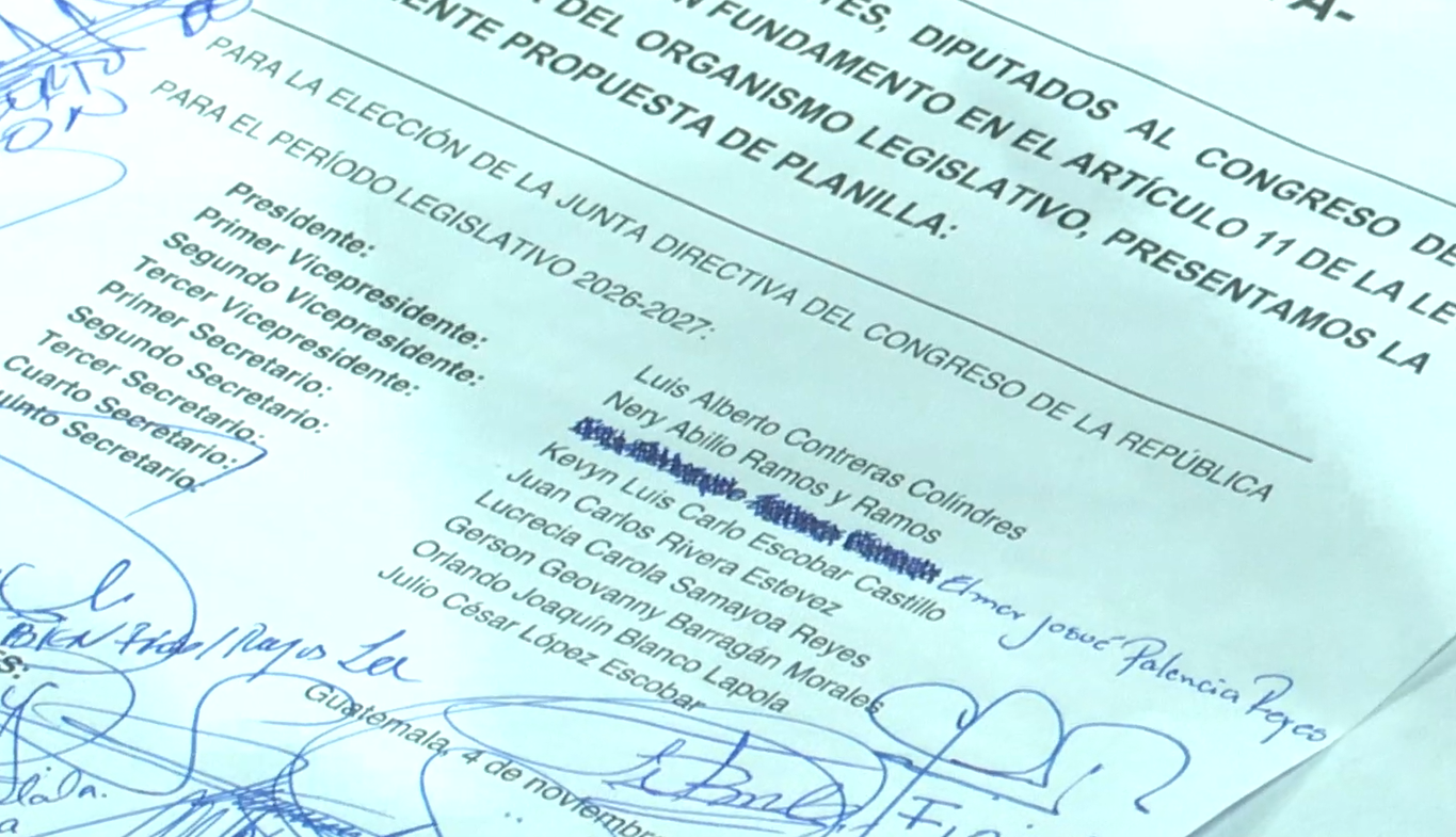 Congreso elige nueva junta directiva encabezada por Luis Contreras'