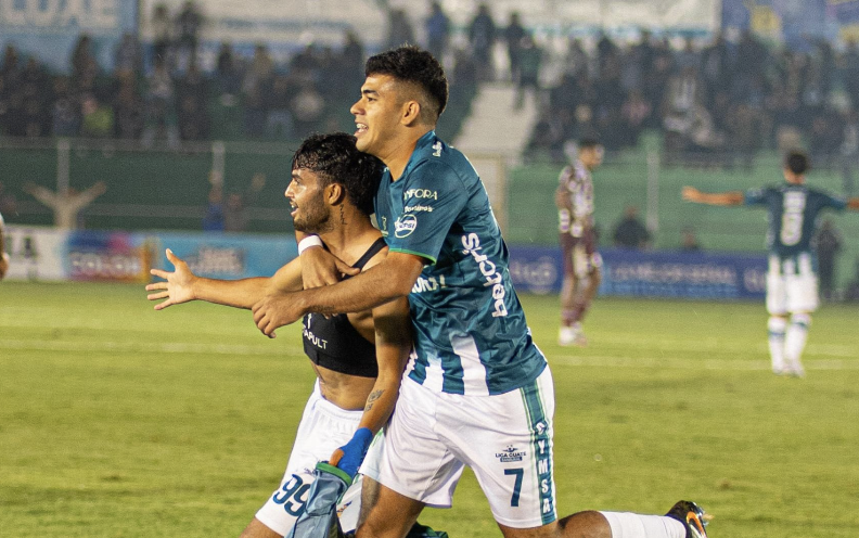 Antigua GFC supera 3-1 a Comunicaciones y asegura su clasificación a la fiesta grande