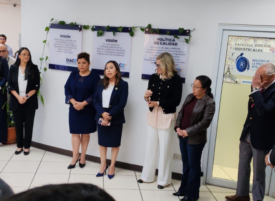 Asumen nuevas autoridades en la Diaco mientras aumentan las quejas de consumidores por temporada navideña