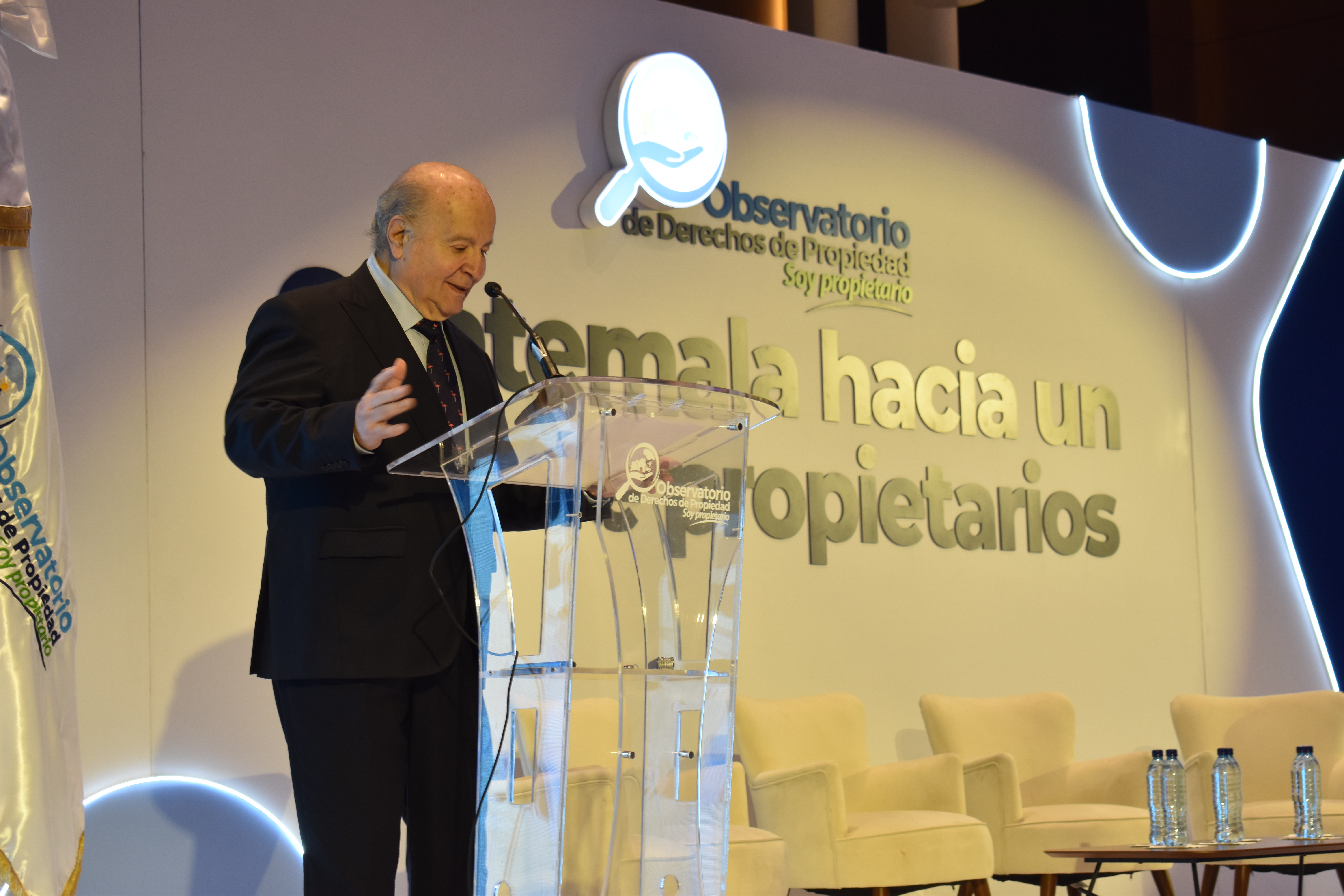 Hernando de Soto: “Sin propiedad segura no hay capital”