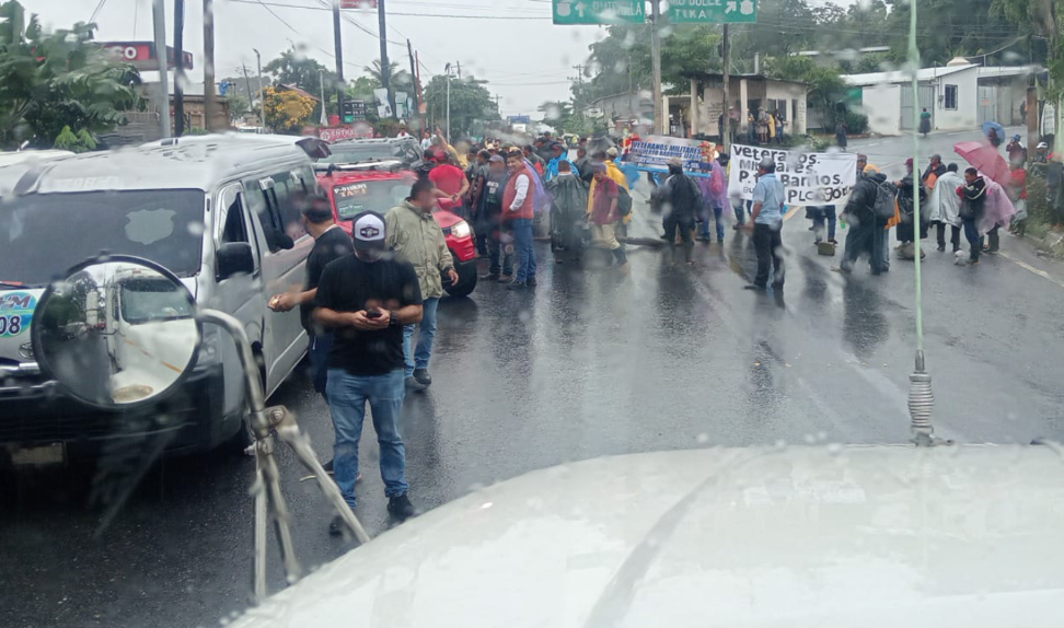 LA RUIDOSA. MILITARES VETERANOS