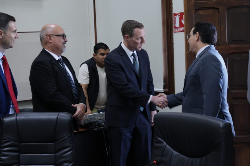 Qué función tiene el FBI en Guatemala para localizar a 15 pandilleros del Barrio 18 fugados de la cárcel Fraijanes 2