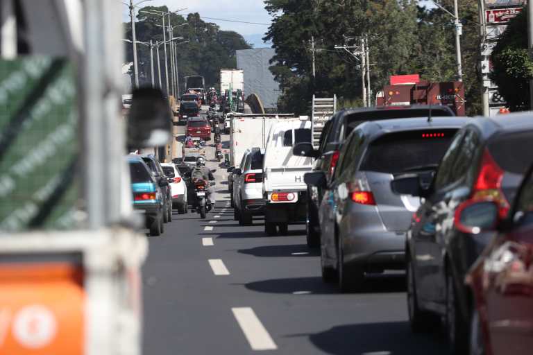 Guatemala supera los 6.3 millones de vehículos en 2