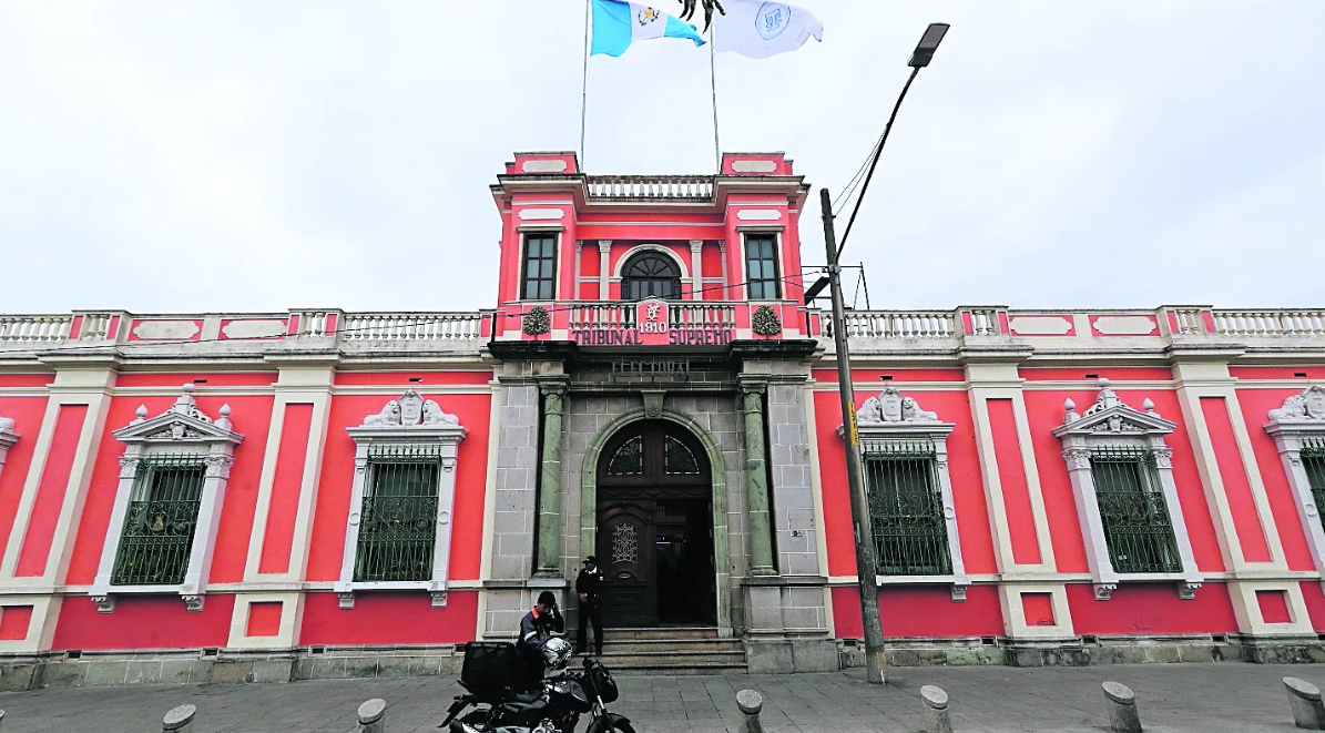 Colegio de Abogados convoca elecciones para representantes ante la Comisión de Postulación del TSE