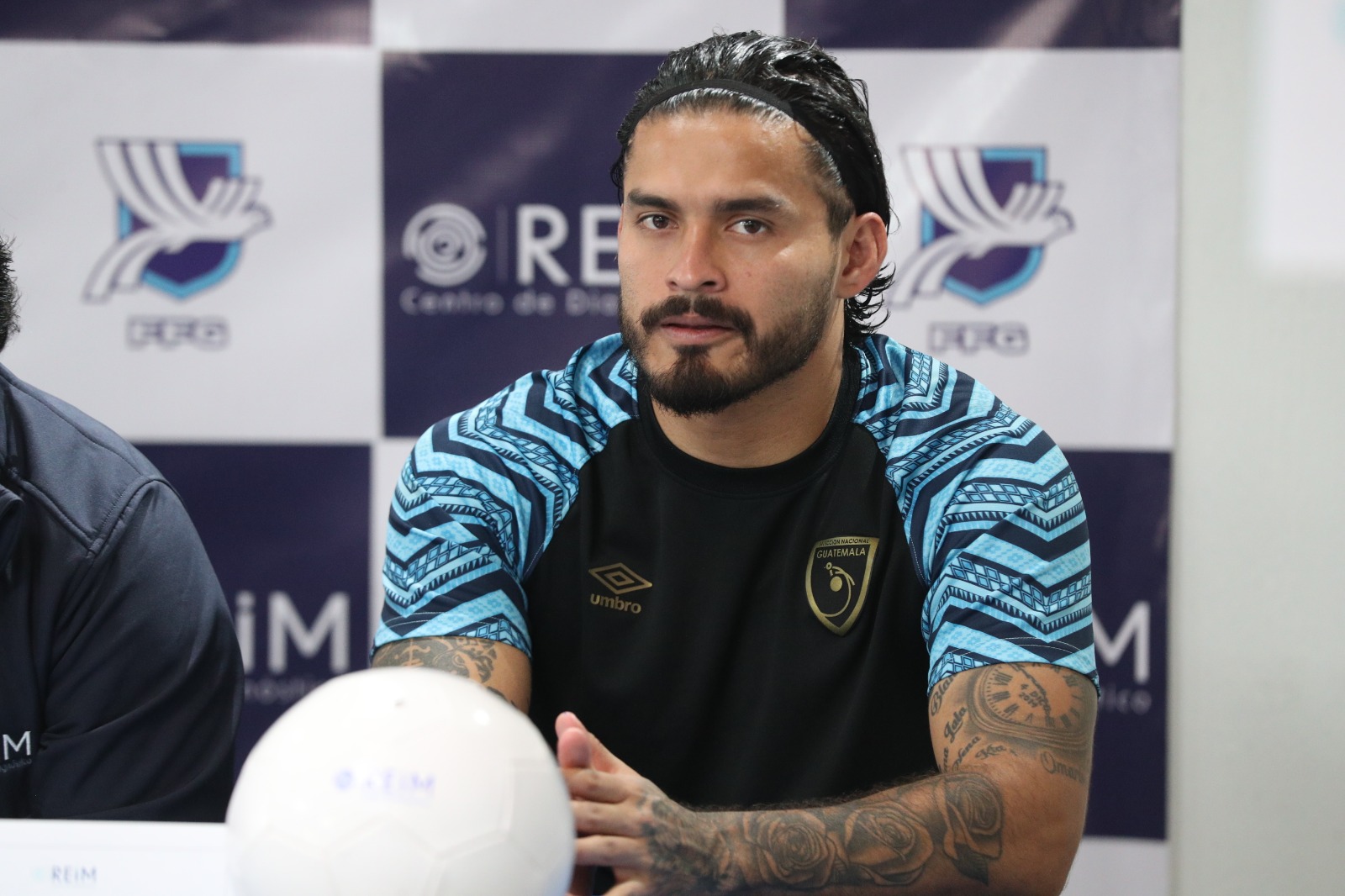 Carlos “Chava” Estrada asegura que Guatemala debe hacerse respetar jugando en el estadio El Trébol