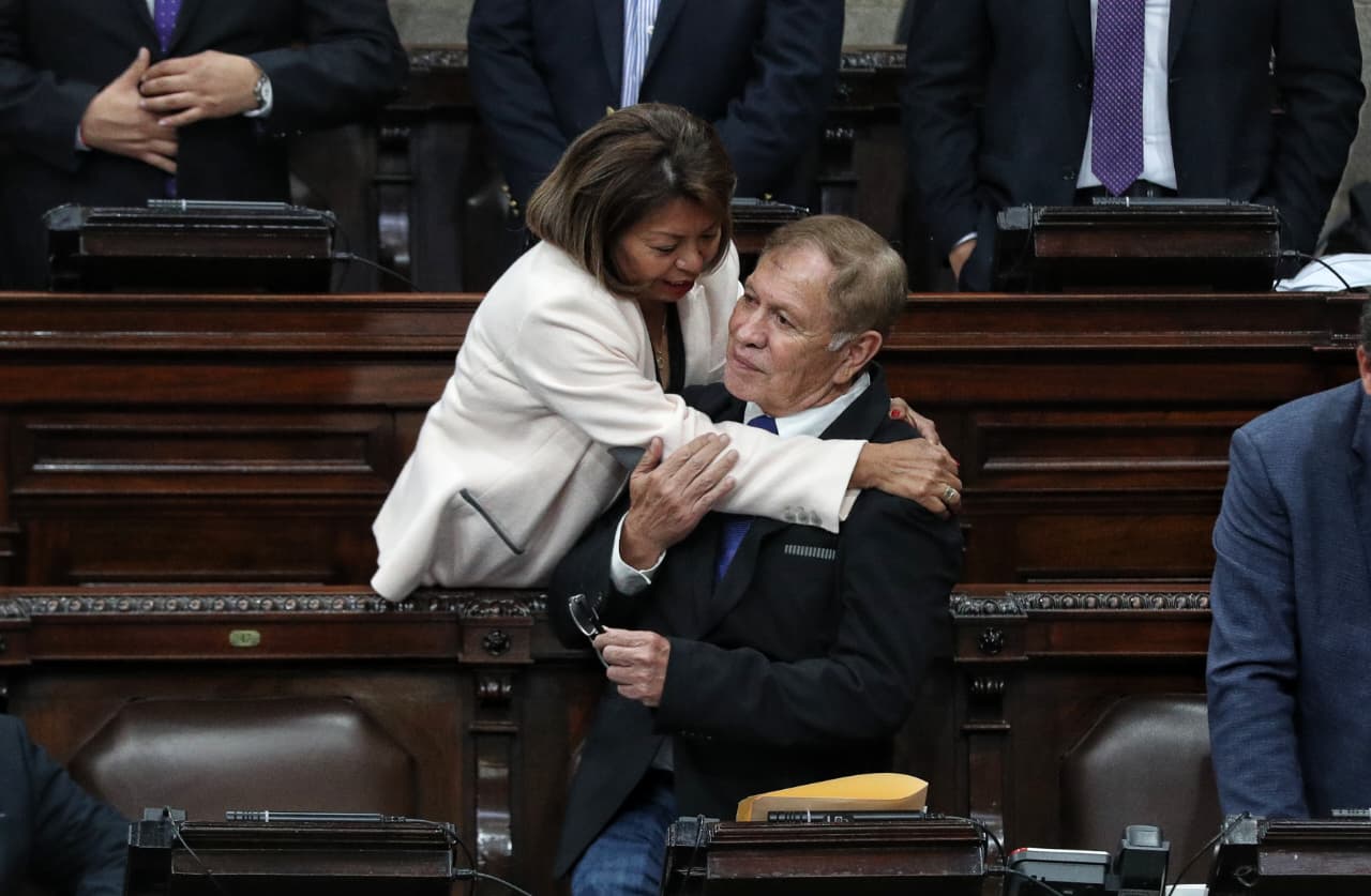 Congreso elige nueva junta directiva encabezada por Luis Contreras'