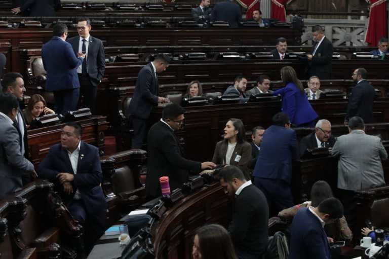 Sin mayor discusión diputados aprueban su presupuesto y retienen aumento de sueldo para el 2
