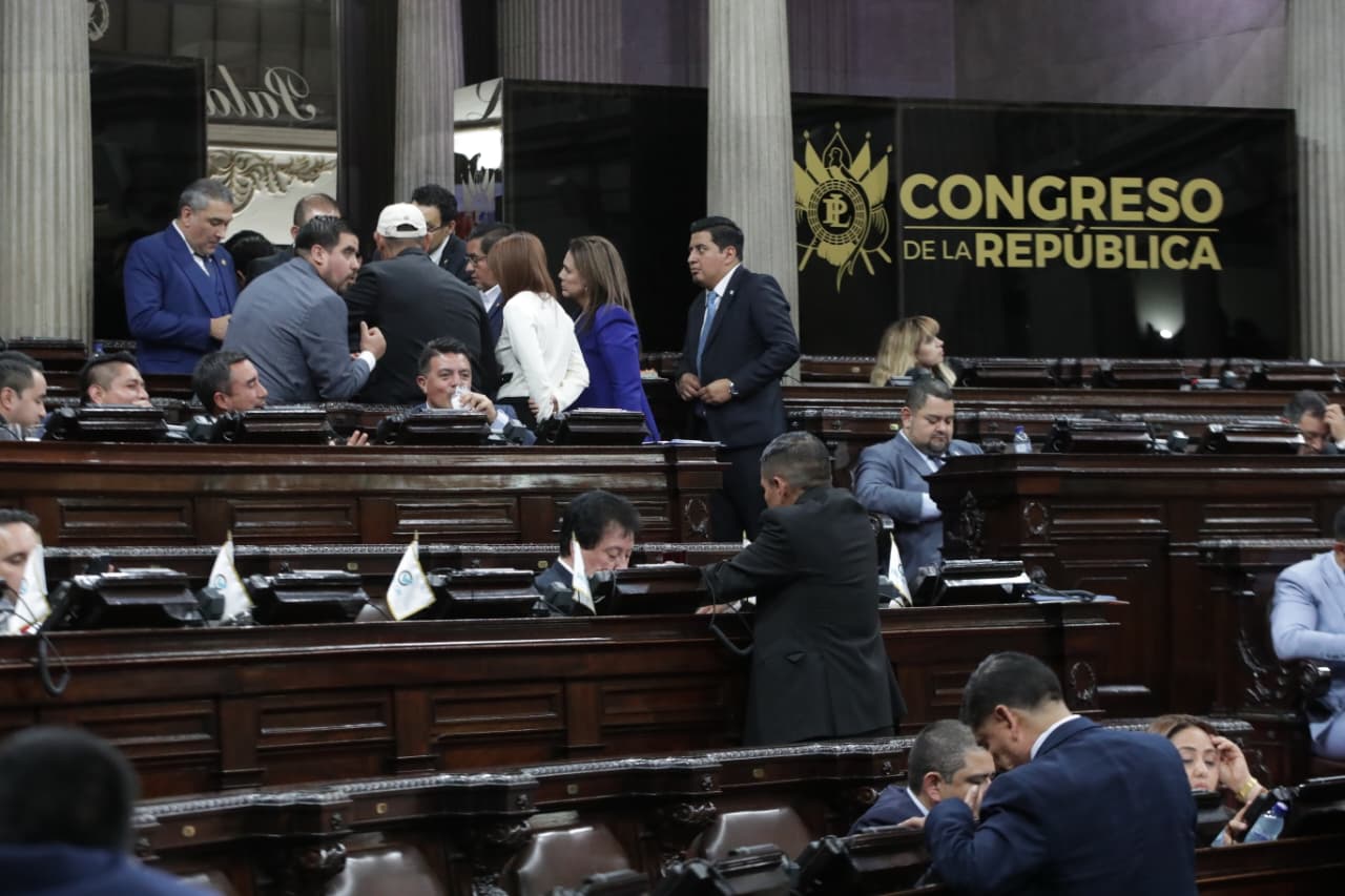 Congreso aprueba préstamos por US$1 mil 350 millones para el tercer año de Bernardo Arévalo