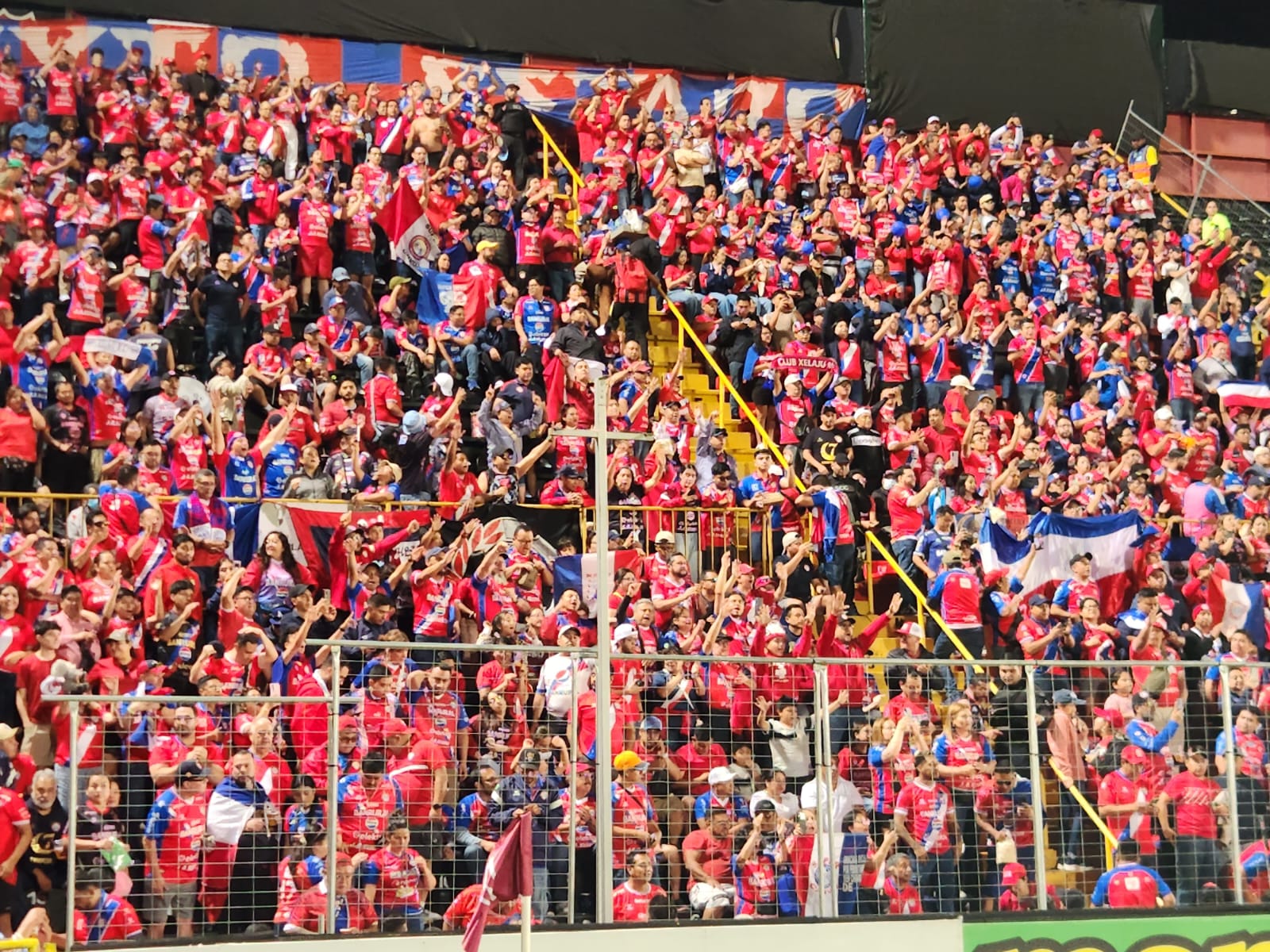 EN VIVO: Sigue los detalles del partido de ida de la final de la Copa Centroamerica entre Alajuelense y Xelajú MC