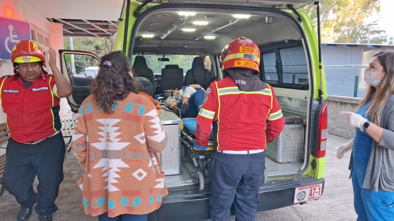 Guardia hiere de bala a niño de 3 años frente a banco en Villa Hermosa tras disparo accidental