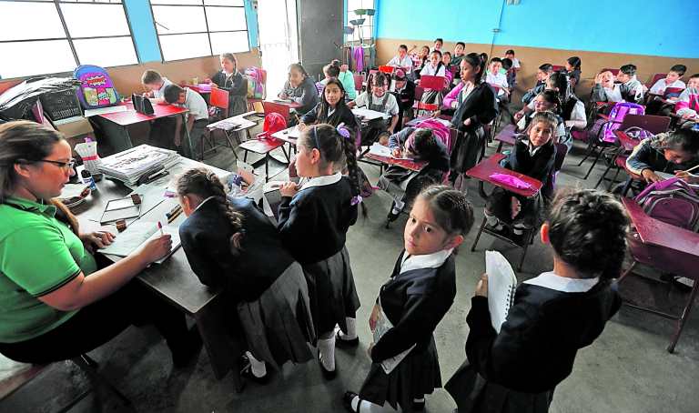 Educación pública cierra el 2