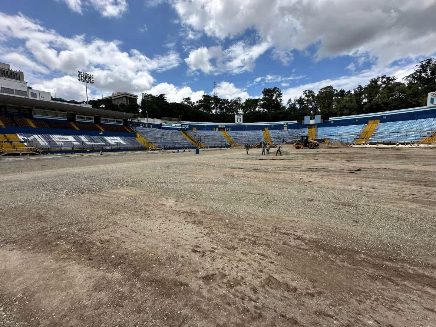 Congreso cuestiona irregularidades y retrasos en la remodelación del Estadio Doroteo Guamuch Flores