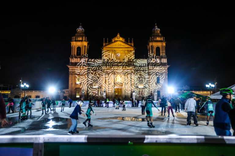 Festival Navideño en Plaza de la Constitución 2