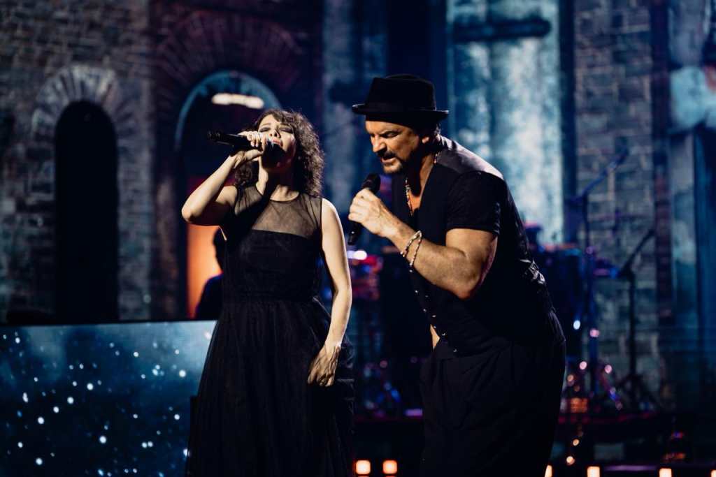 Gaby Moreno y Ricardo Arjona