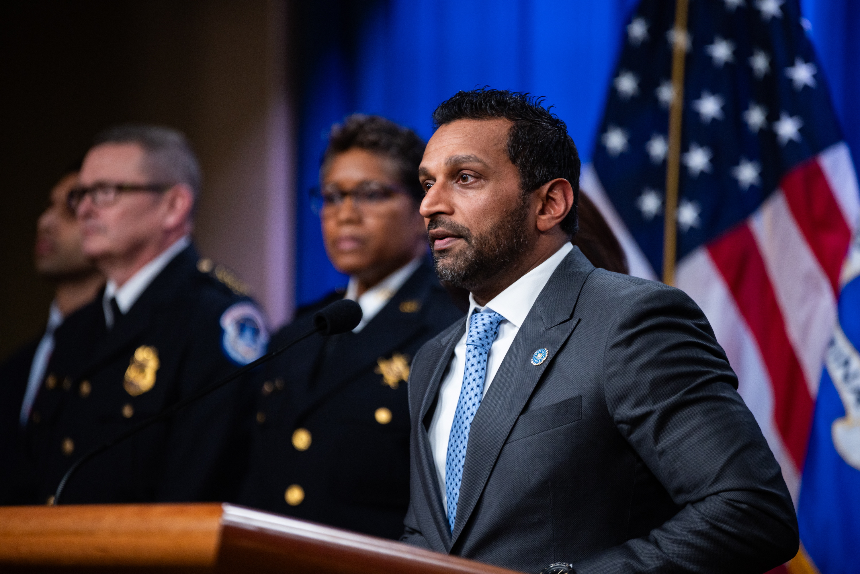 FBI desbarata supuesto plan terrorista de grupo en EEUU