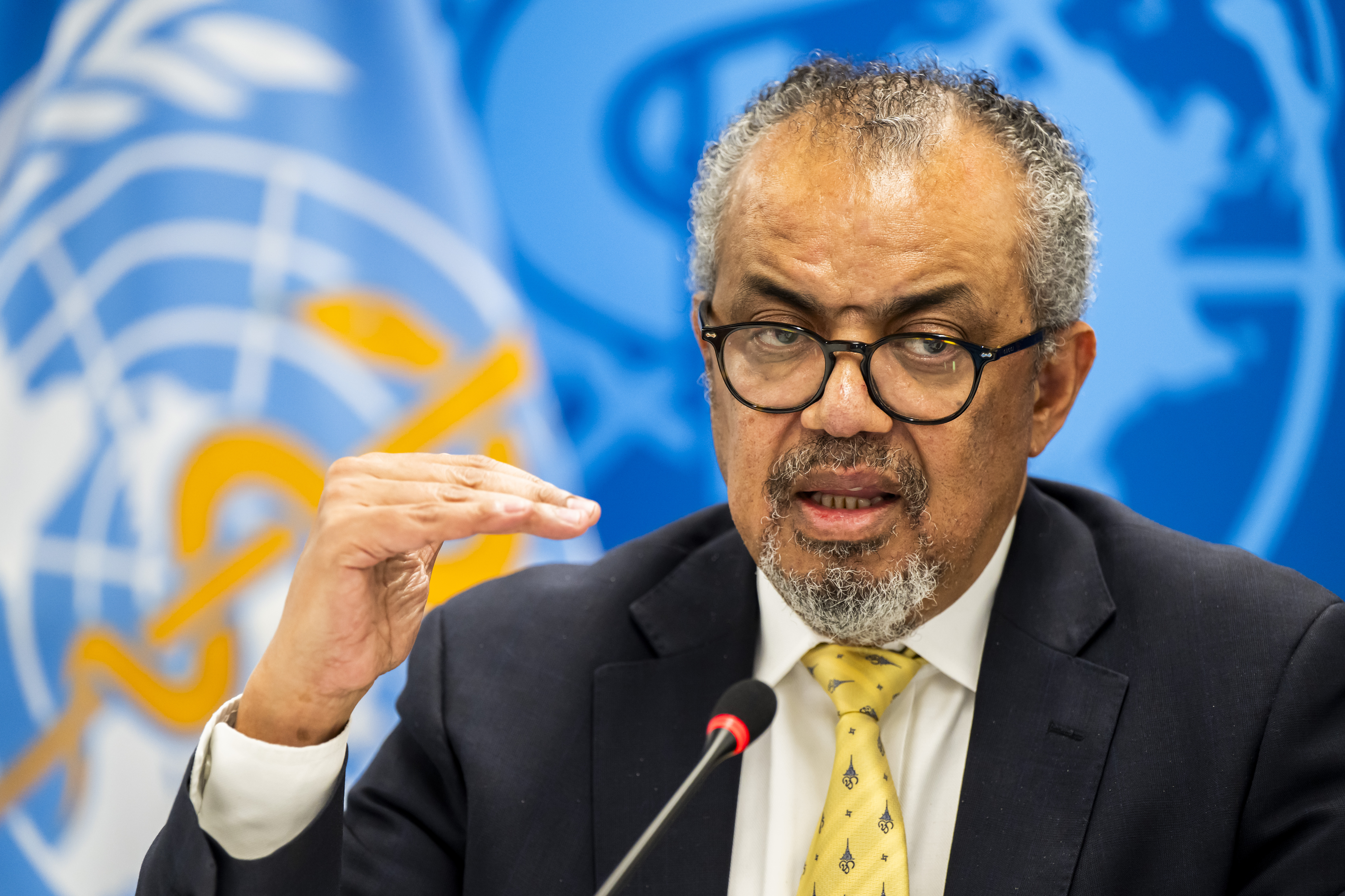 OMS impuestos alcohol bebidas azucaradas