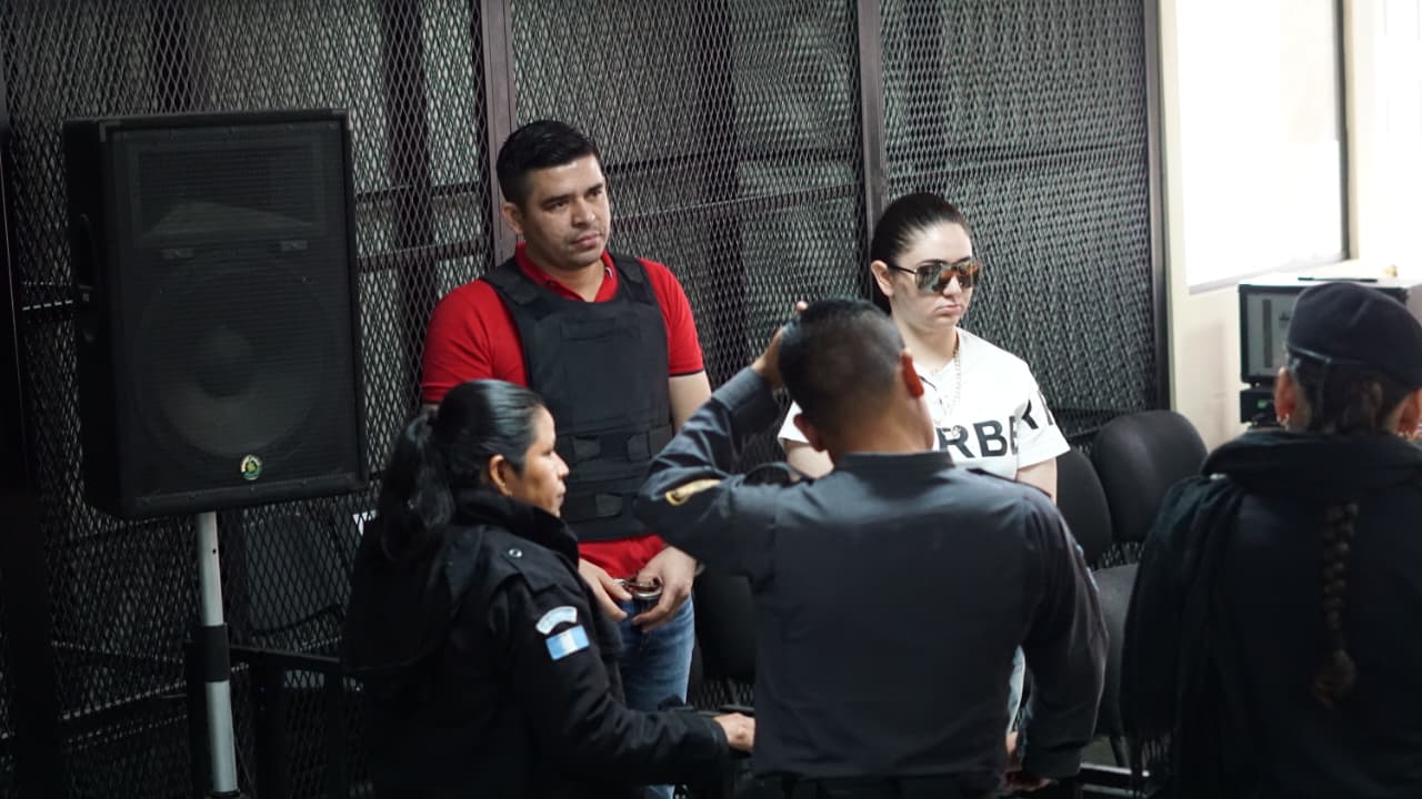 Madre de Melisa Palacios reclama justicia tras nueva suspensión en el proceso contra Fernanda Bonilla y Luis Marroquín