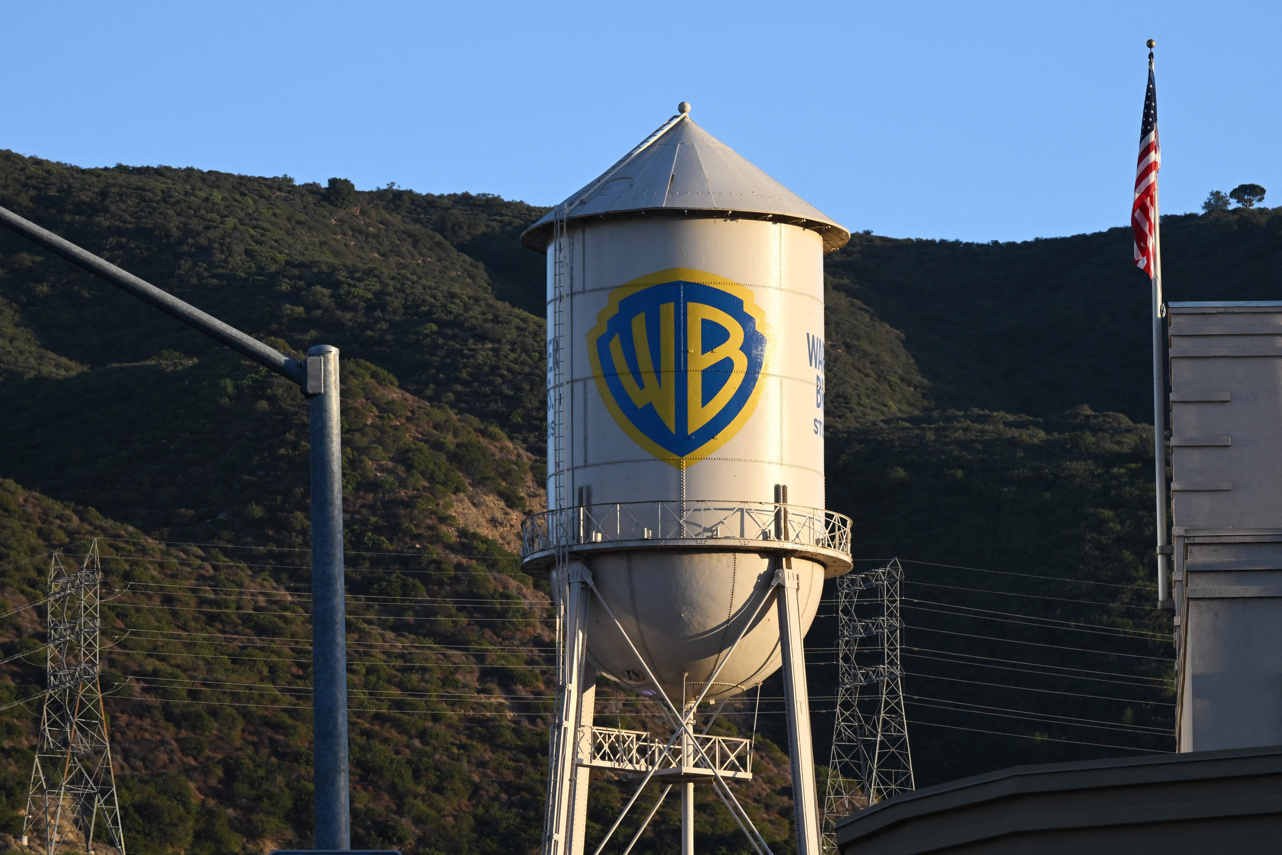 Qué pasará ahora que Netflix comprará Warner Bros Discovery por casi US$83 mil millones