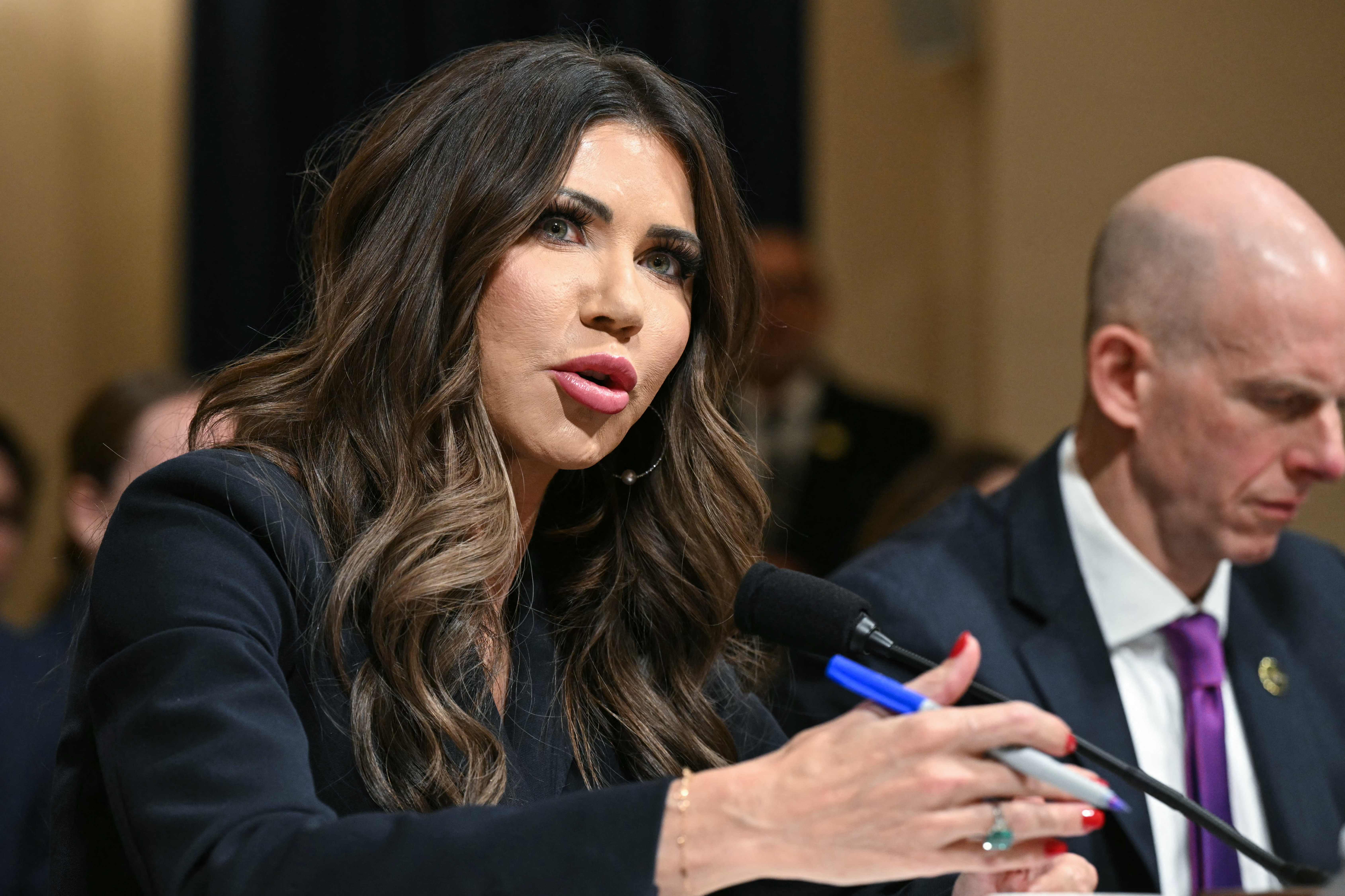 Kristi Noem Nicolás Maduro Venezuela