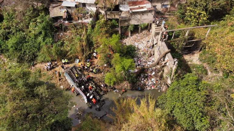 Transporte colectivo deja 96 muertos en el 2