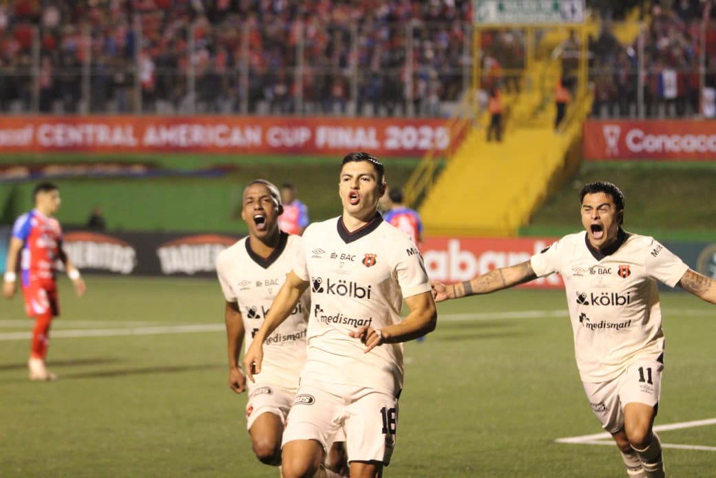 Video: El polémico penal del Alajuelense ante Xelajú MC en la final de la Copa Centroamericana